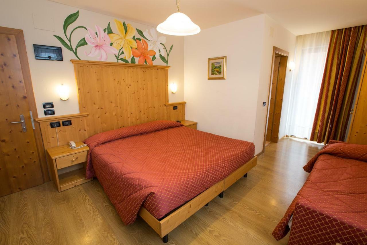 Hotel Majorka Andalo Eksteriør billede